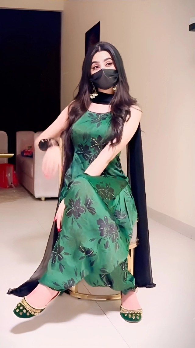 🦋UNZILA H么REEM 🦋 tweet media