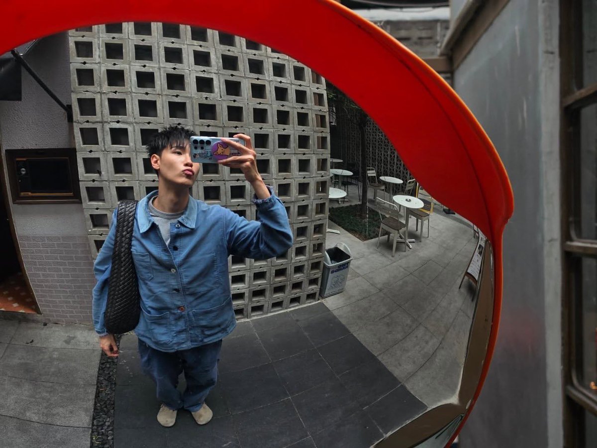 TheJ. Official tweet media