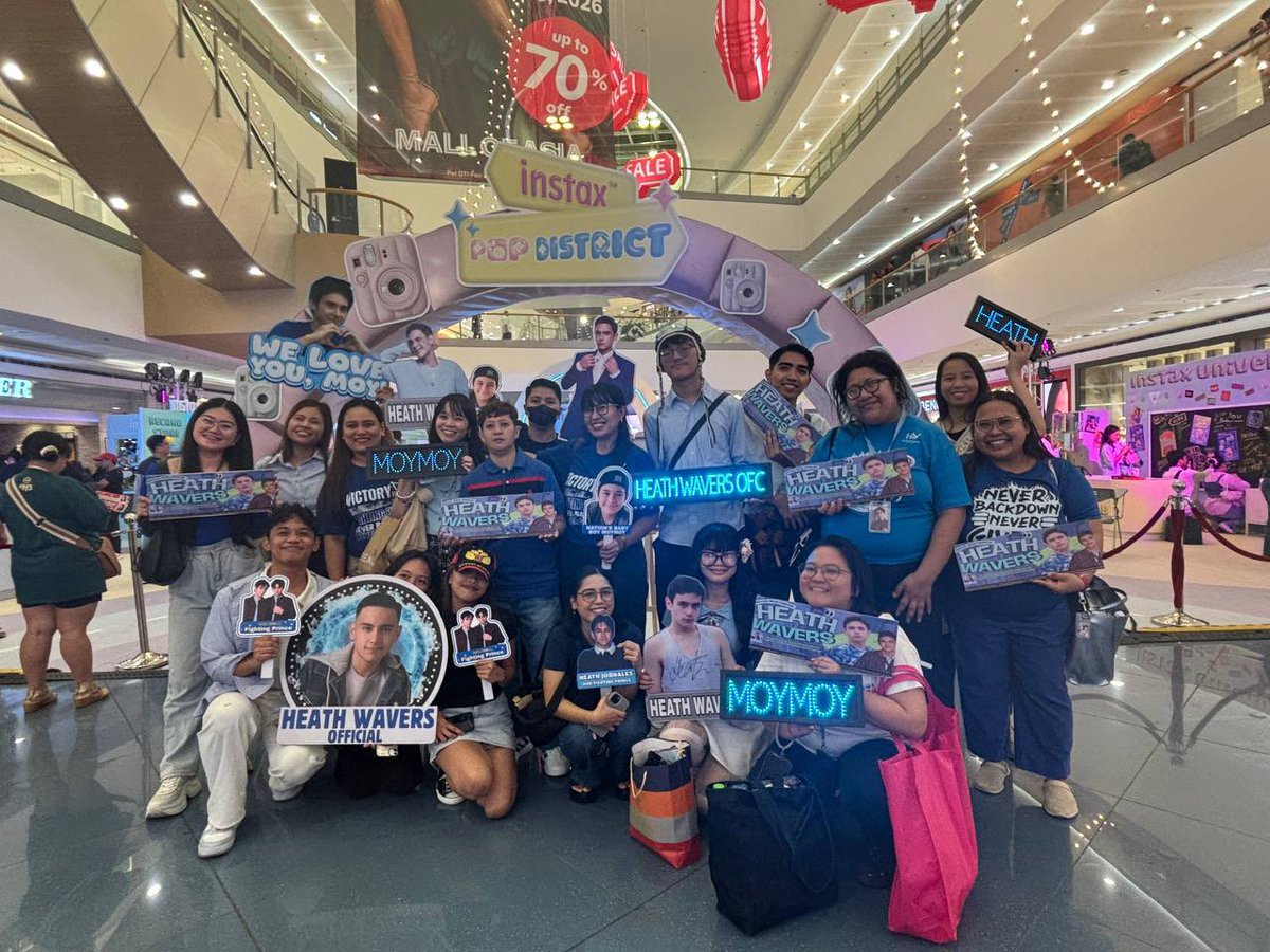 HeathWaversOFC's tweet photo. Our instax squad today for Instax Pop District! 

Thank you, HWO Team Live for showing your full support for Heath! 

CLIP THAT HEATHxINSTAX
CLIP THAT HEATHxINSTAX
#MnGWithMoymoy https://t.co/fXBCQTKN0D