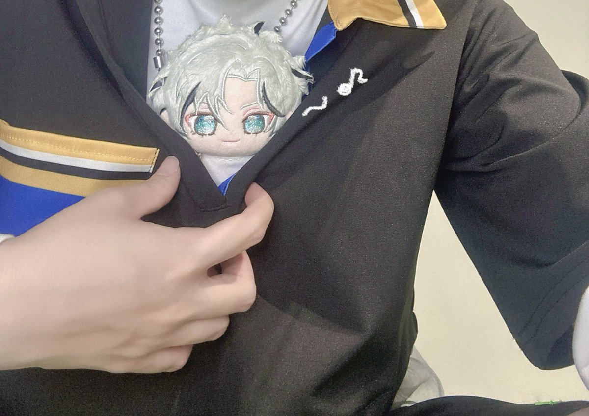 れなな tweet media