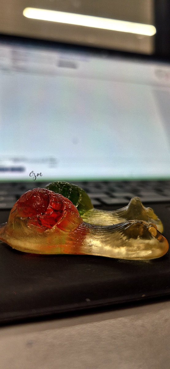 adriana_czm_'s tweet image. Cam așa azi... 
#miercuri #slowmotion