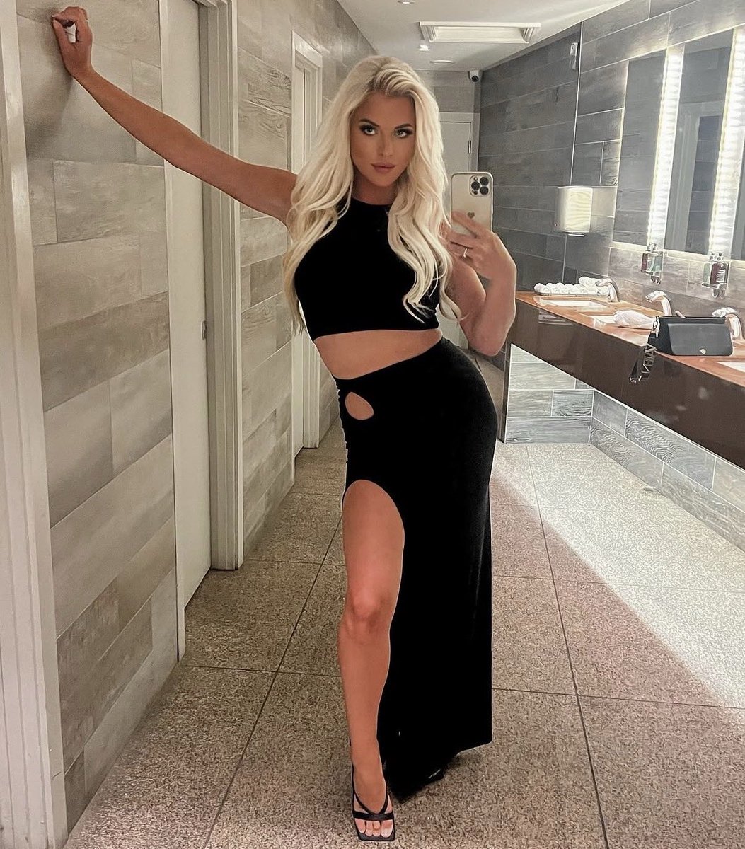 LexiLuxe_'s tweet photo. I don’t need to convince anyone—curiosity does that for me… and satisfaction keeps them. https://t.co/4M01Tbg93e