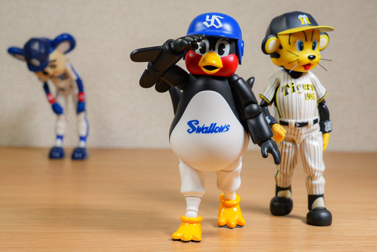 すえきち tweet media