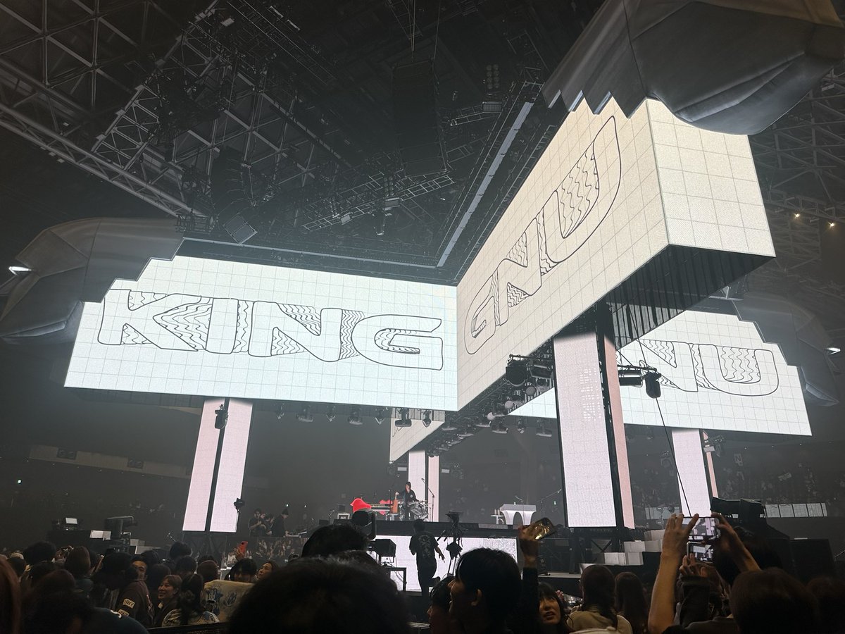 mokinggnu's tweet photo. 福岡2日目終演👑🐃

King Gnuのすべてをありがとう❤️‍🔥
たくさんの最高と感動を
ありがとう🩵💙
みんなとブチ上げれました！
楽しかった！

#KingGnuCentralTour2026 https://t.co/3BoTFfHUty