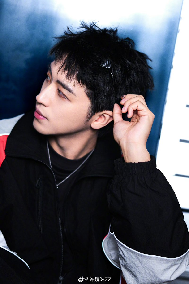 Xu Weizhou's Weibo update #许魏洲#许魏洲zz #timmyxu #xuweizhou Xu Weizhou's Weibo update #许魏洲#许魏洲zz #timmyxu #xuweizhou