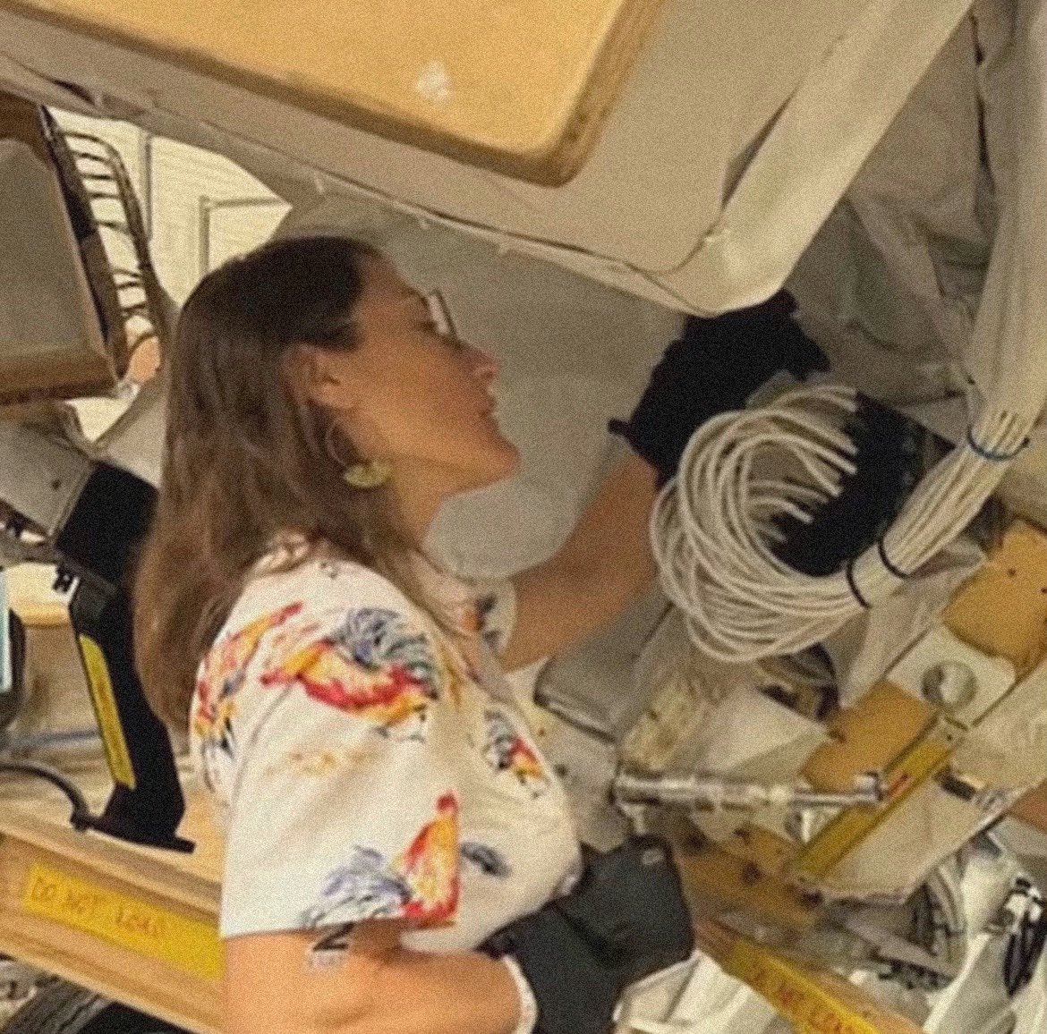 isis⟢nevermore+artemisII⋆ tweet media