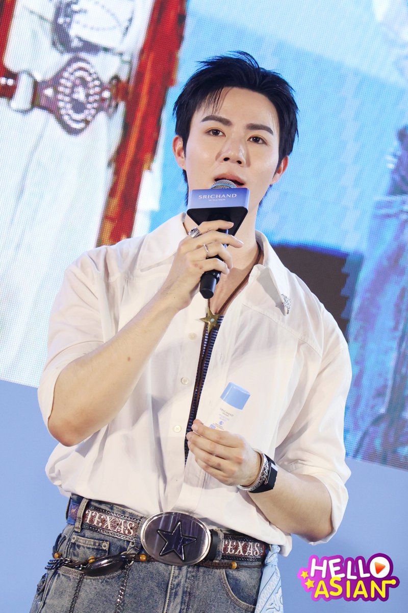 Hello_asian's tweet photo. จะผมทรงไหน เฮียก็หล่อมากตลอดอยู่แล้ววว 😊

#SRICHANDSunxZeeNuNew
#SRICHANDxZeeNuNew 
#ZeePruk  #zeenunew #ซีนุนิว
#SRICHAND #SRICHANDSunlution
#SRICHANDSunlutionFestival https://t.co/3njG2LmQ1C