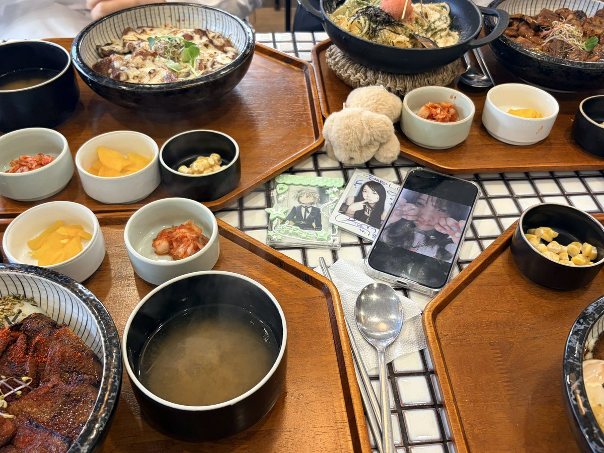 윤쨩이.. tweet media