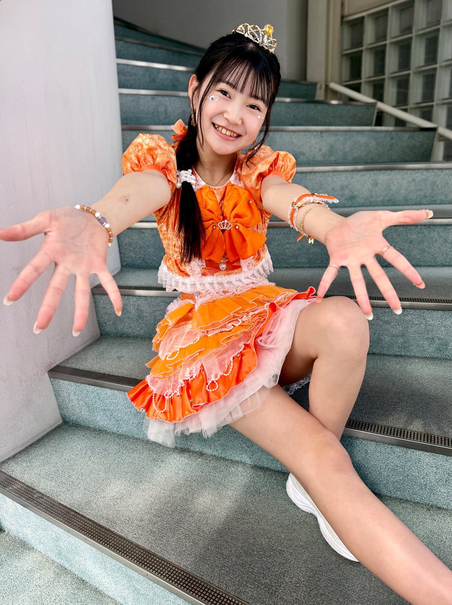 ayatoyofuji's tweet image. こっちへおいでポーズWingちゃんかわいいです！

2026年4月19日　東京アイドル劇場
アイゲキ　高田馬場BSホール
#Wing
#PRiYAnCeR
