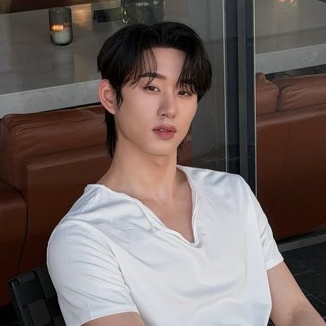 - 𝗯𝗮𝗯𝘆𝗯𝗮𝗯𝗲♡⸝⸝⁽²⁾ tweet media