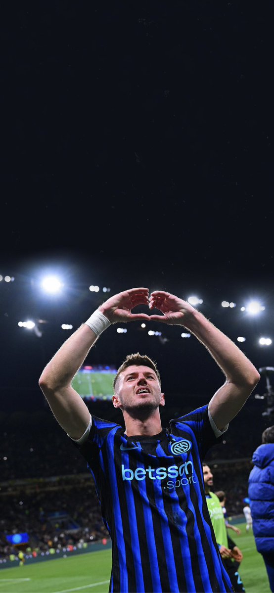 FCIMwallpapers's tweet image. Sucic 💎 

#ForzaInter #CoppaItalia #InterComo #Sucic