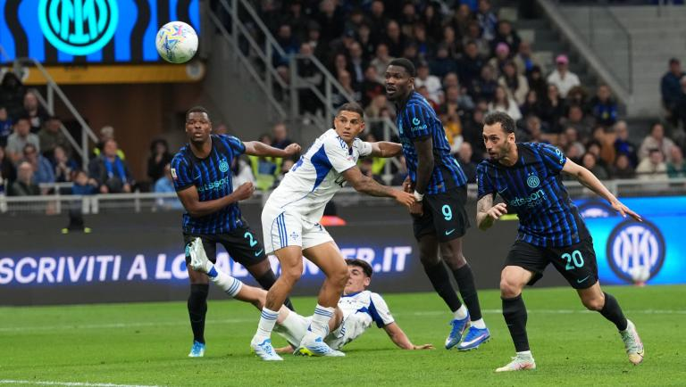 Cantos de Calcio tweet media