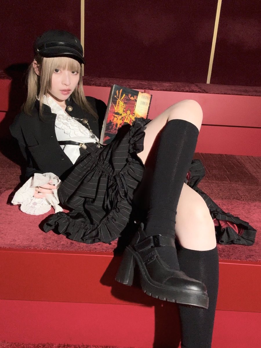 みか tweet media