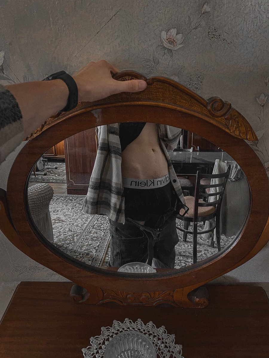 Nytro, pls… tweet media