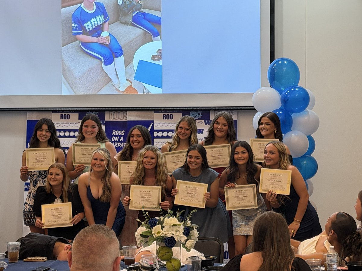 AddiThompson29's tweet image. Softball Banquet! We had such a great time, sad my first high school season is over, but already working for summer ball! #softballbanquet #LadyRoosSoftball #highschoolsoftball #WeatherfordTX #grad2029