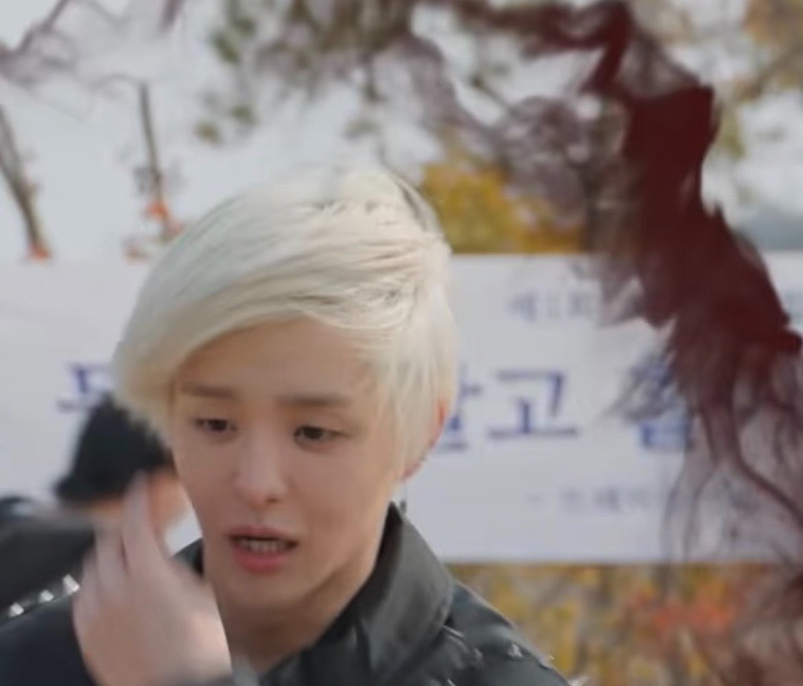 さとこ tweet media