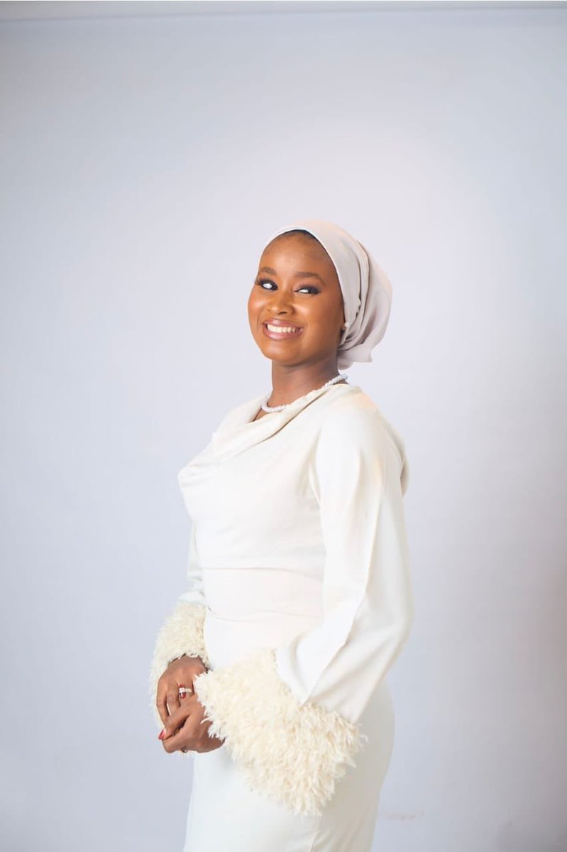 FatimaMG tweet media
