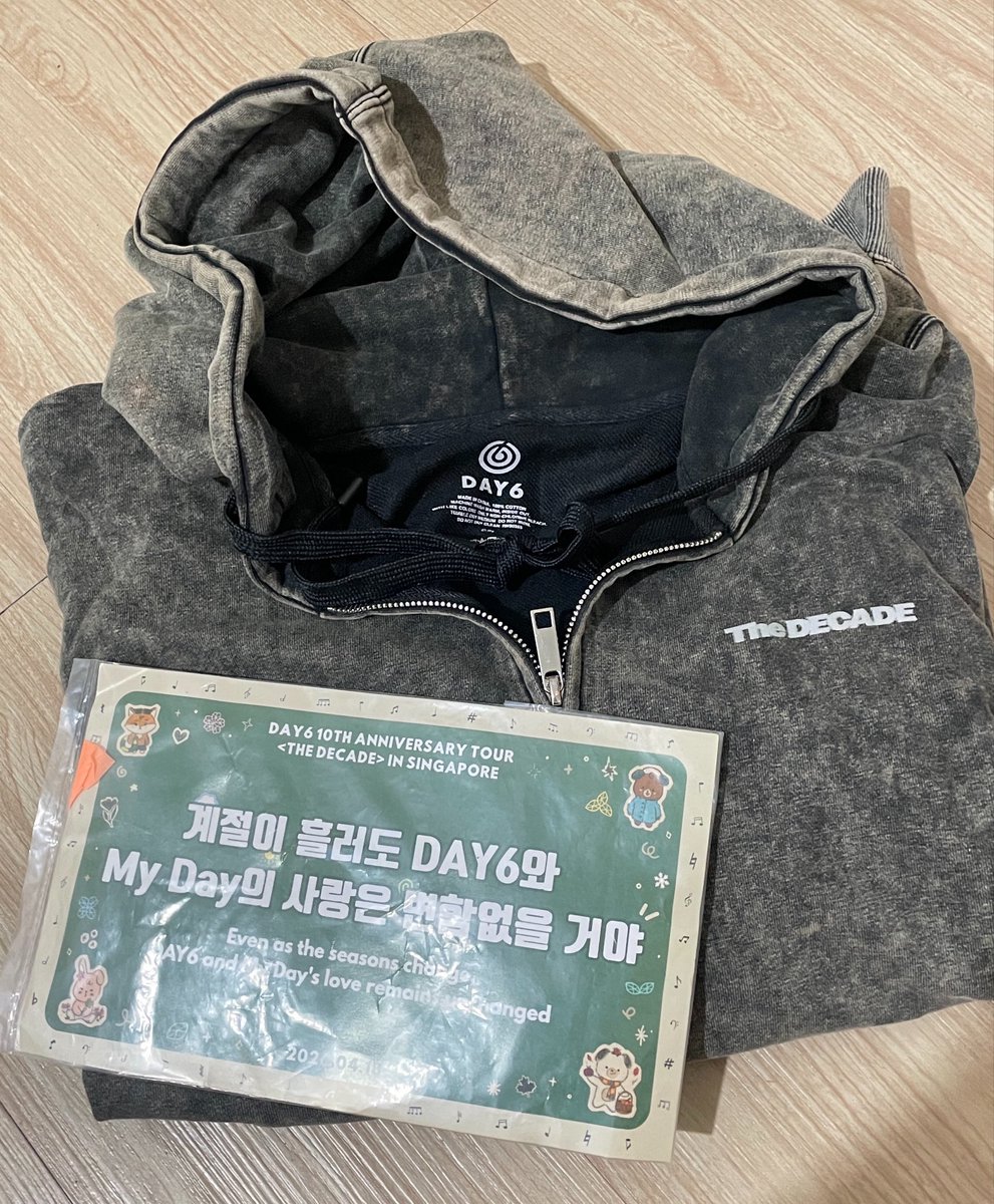 mia.🪽 tweet media