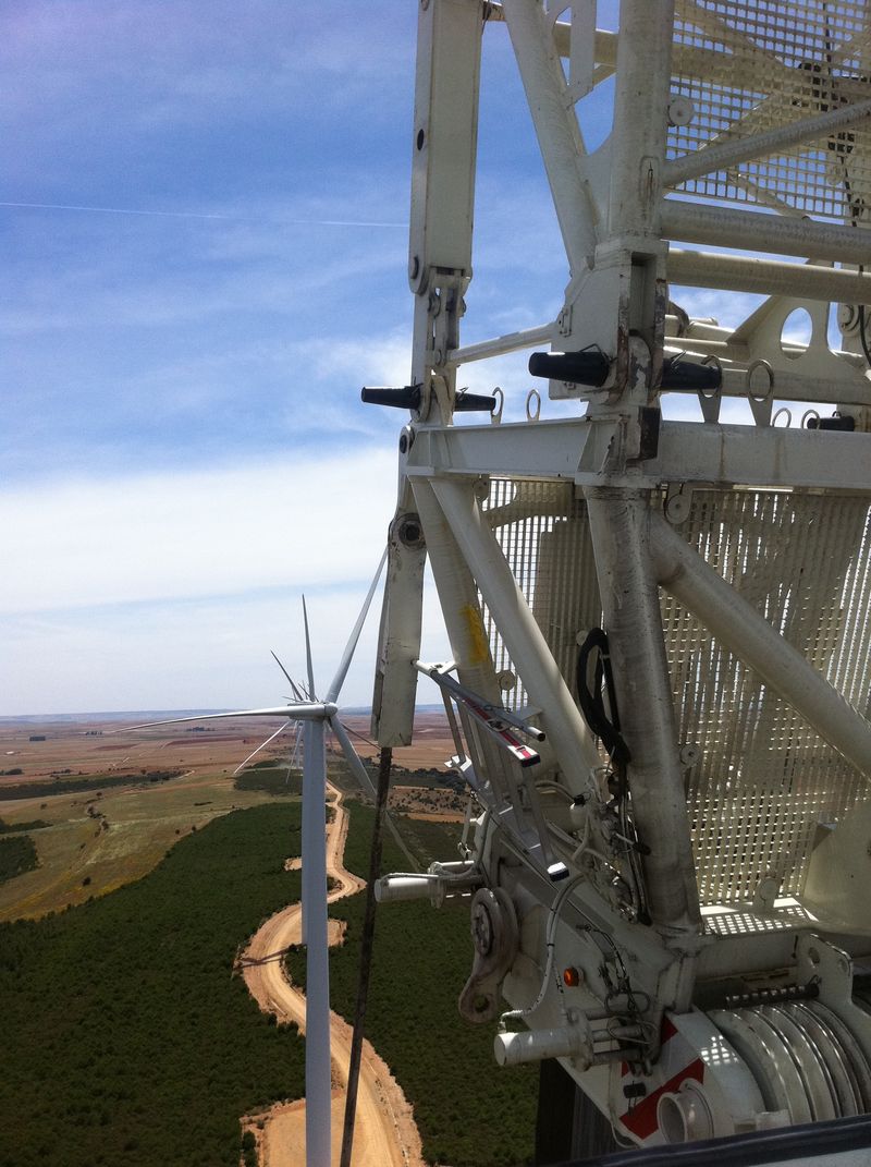 rango_solutions's tweet image. A gearbox replacement shouldn’t create doubts — it should remove them.

At RANGO Solutions, doing it right means one thing:
peace of mind after the job is done.
#WindEnergy #OandM #Renewables