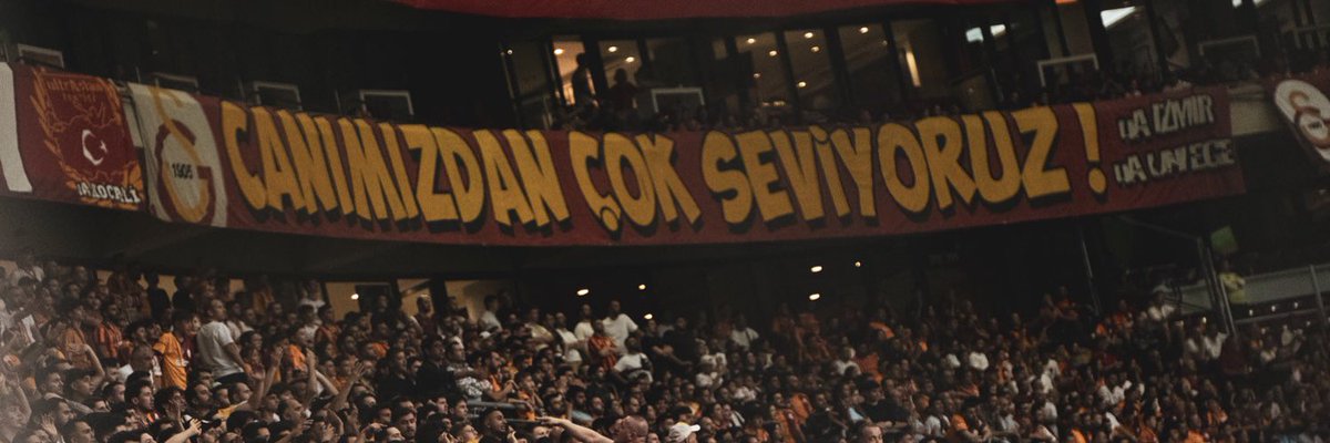 Icardi79597's tweet image. 👑#ultrAslan🦁#BugünGünlerdenGALATASARAY 💪💛🙏❤️🔜 #KONSANTRASYON #GSvGB 💛🦁❤️