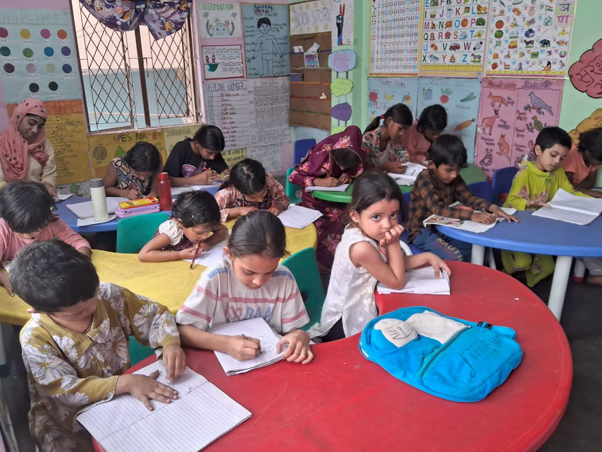 EFRAH is driving change through community support. classroom learning  and grassroots visits, Empower individuals with confidence and resilience. Skills, paving the way for independenceTogether, we’re transforming lives and creating sustainable opportunities for brighter futures.