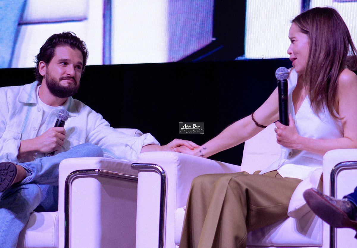 emgot88's tweet image. My #Kimilia in reminder 💙💜
Kit Harington &amp;amp; Emilia Clarke 2023
#3years