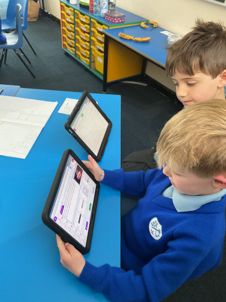 StJosephsCP's tweet image. 2L enjoyed doing coding and an online safety quiz on the Ipads this afternoon, with some help from the Y5 digital leaders. Thank you.#coding #article28 #coding #purplemash