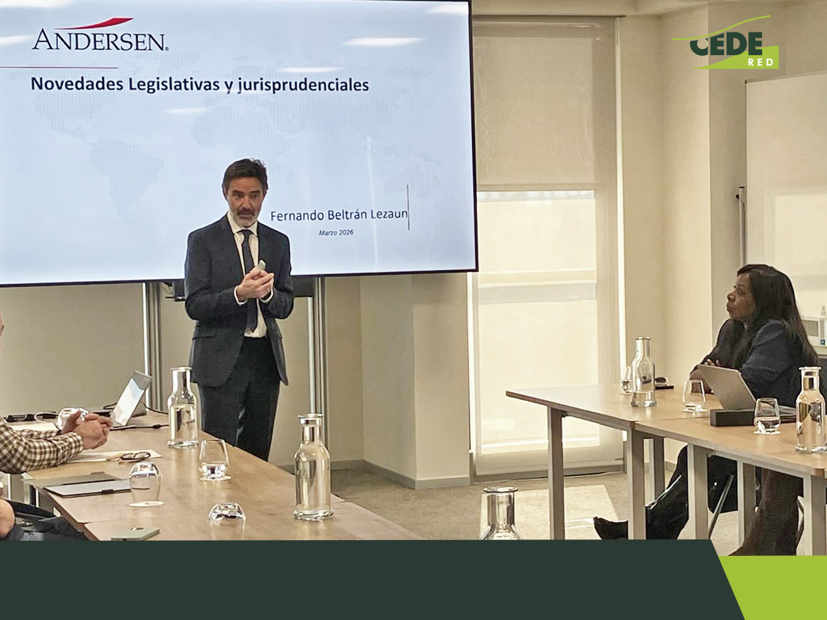 Cedered_EBG's tweet image. Desgranando las novedades y tendencias en #NormativaLaboral de la mano de #FernandoBeltrán, Socio de #Andersen en España, en una nueva #JornadaDeActualizaciónLaboral en la Torre @DKVSeguros de #Zaragoza.