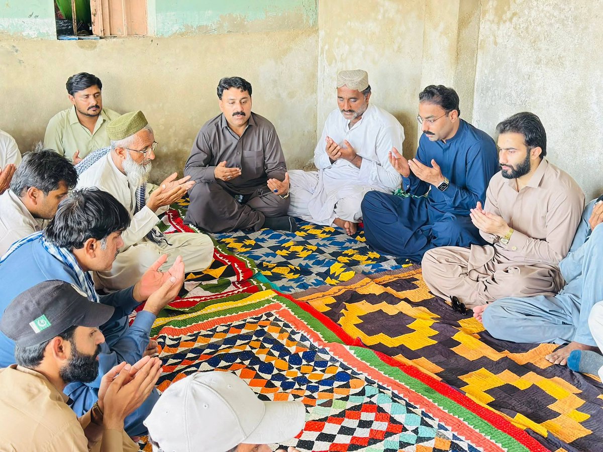 AsgharAliS786's tweet image. Today 22.04.2026
 
#PPP Young Leader #Mr #Bilal #Khan #Shoro #sb, Offered Condolences with Mr Abdul Rasheed Solangi on Sad Demise of his Nephew at Village Allah Rakhyu Solangi UC 02 TMC Nerunkot PS60 Hyderabad.
@jamkhanshoro @bilalshoro376