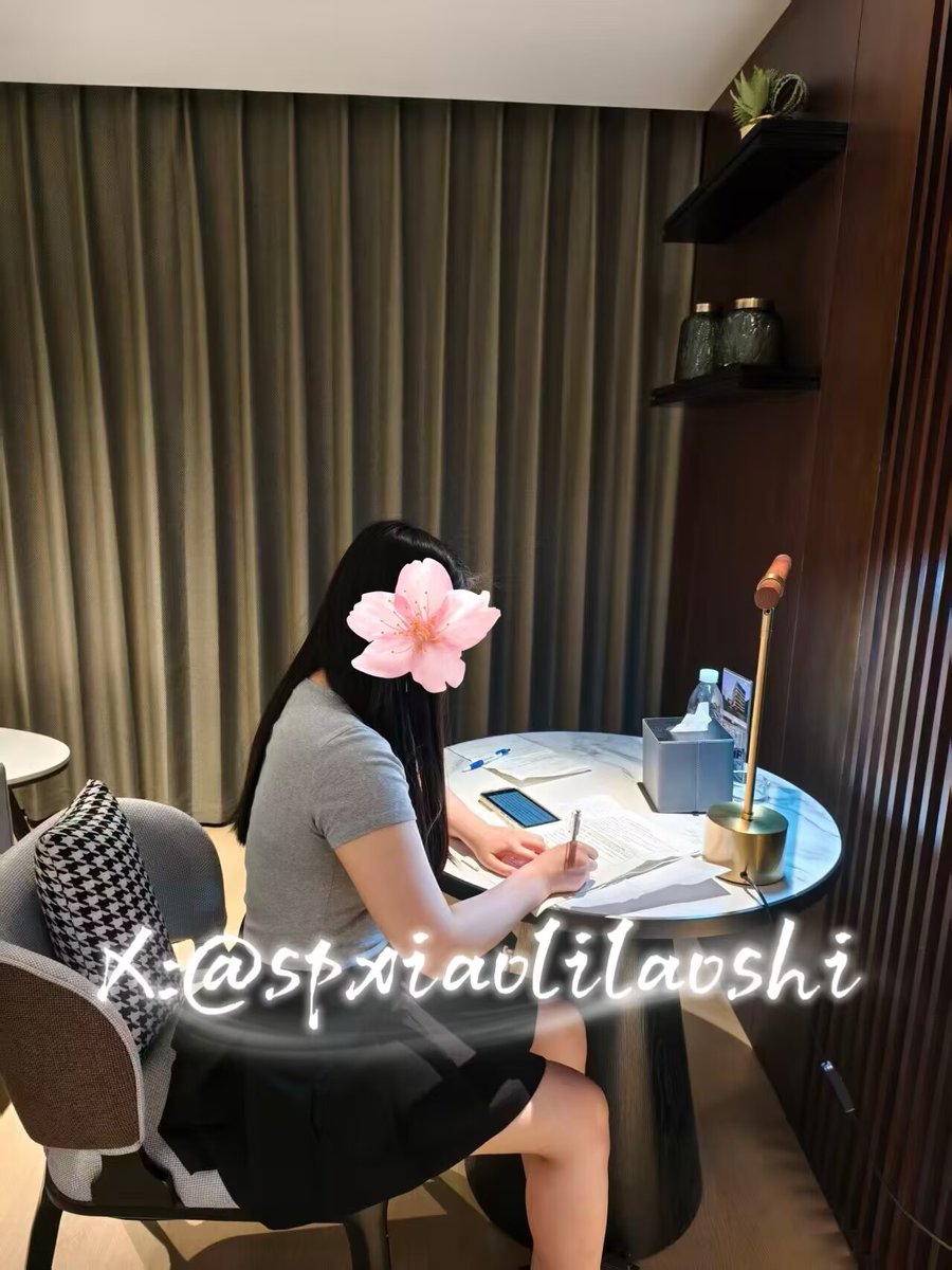 小李老师 tweet media