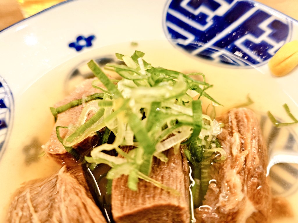 Billon Lottcott tweet media