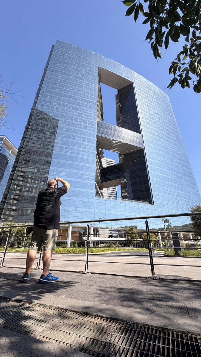 Leonardo FG tweet media