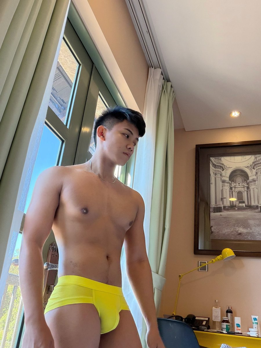 Chirawat tweet media