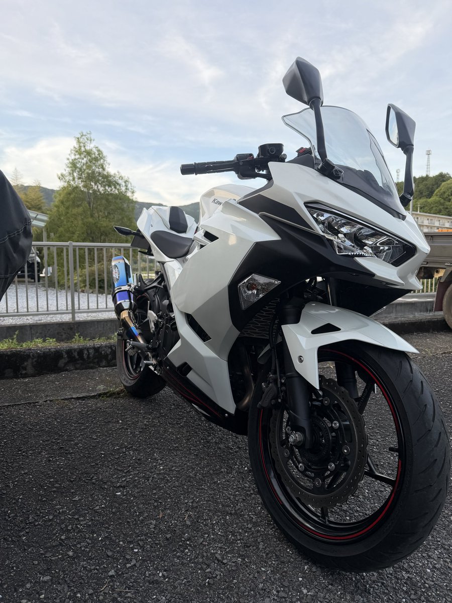 yoctowa's tweet photo. 中古だけど欲しかったバイクを買いました https://t.co/w0PhCYQ7MW