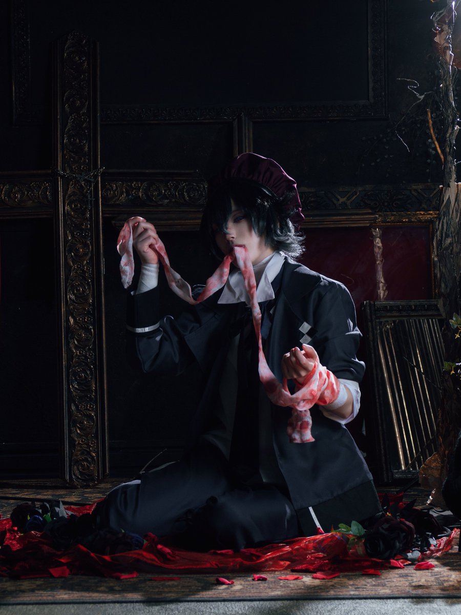 𝒖~,,, tweet media