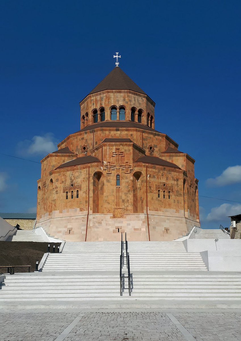 KarinaKarapety8's tweet image. The news about the destruction of the cathedral in #Stepanakert spread yesterday. Did #Pashinyan say anth about this? No. But in the evening he announced a barbecue party in Yerevan on Apr. 25. Today, he promised, in case of re-election, to invite 2 world stars a year to #Armenia