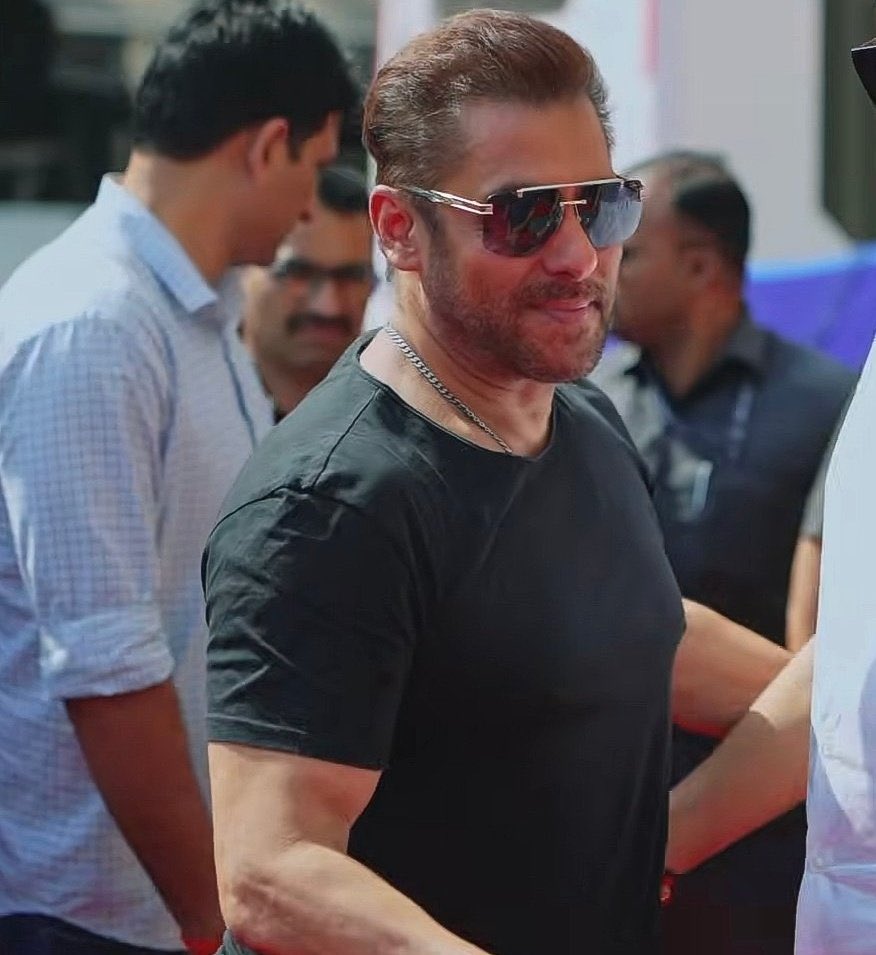 Vintage SALMAN KHAN vibes 🔥🔥🔥
