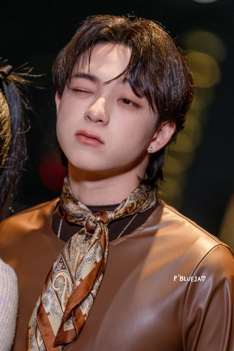 💙💛 𝗯𝗹𝘂𝗲𝗯𝗼𝘀𝗹𝗲𝘆 💛💙 tweet media