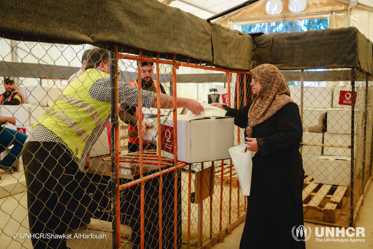 Za'atari and Azraq Refugee Camps tweet media