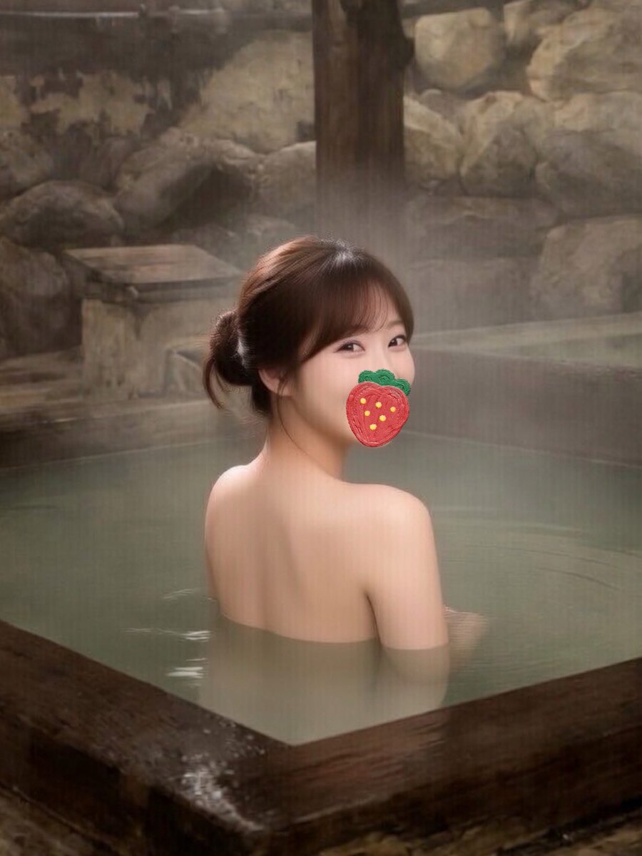 onsen_yuyuka's tweet photo. こんばんは🌙♨️

栃木県 那須塩原市
塩原元湯温泉 ゑびすや

夜中にこっそり
混浴の内湯に入りました☺️

静かで
お湯の音だけの空間が心地よくて♨️

二種類の源泉と
朝のお粥も最高でした🍚

こういう温泉、好きですか？♨️

#温泉
#温泉女子
#ゑびすや
#onsen https://t.co/hGn8tfndNx