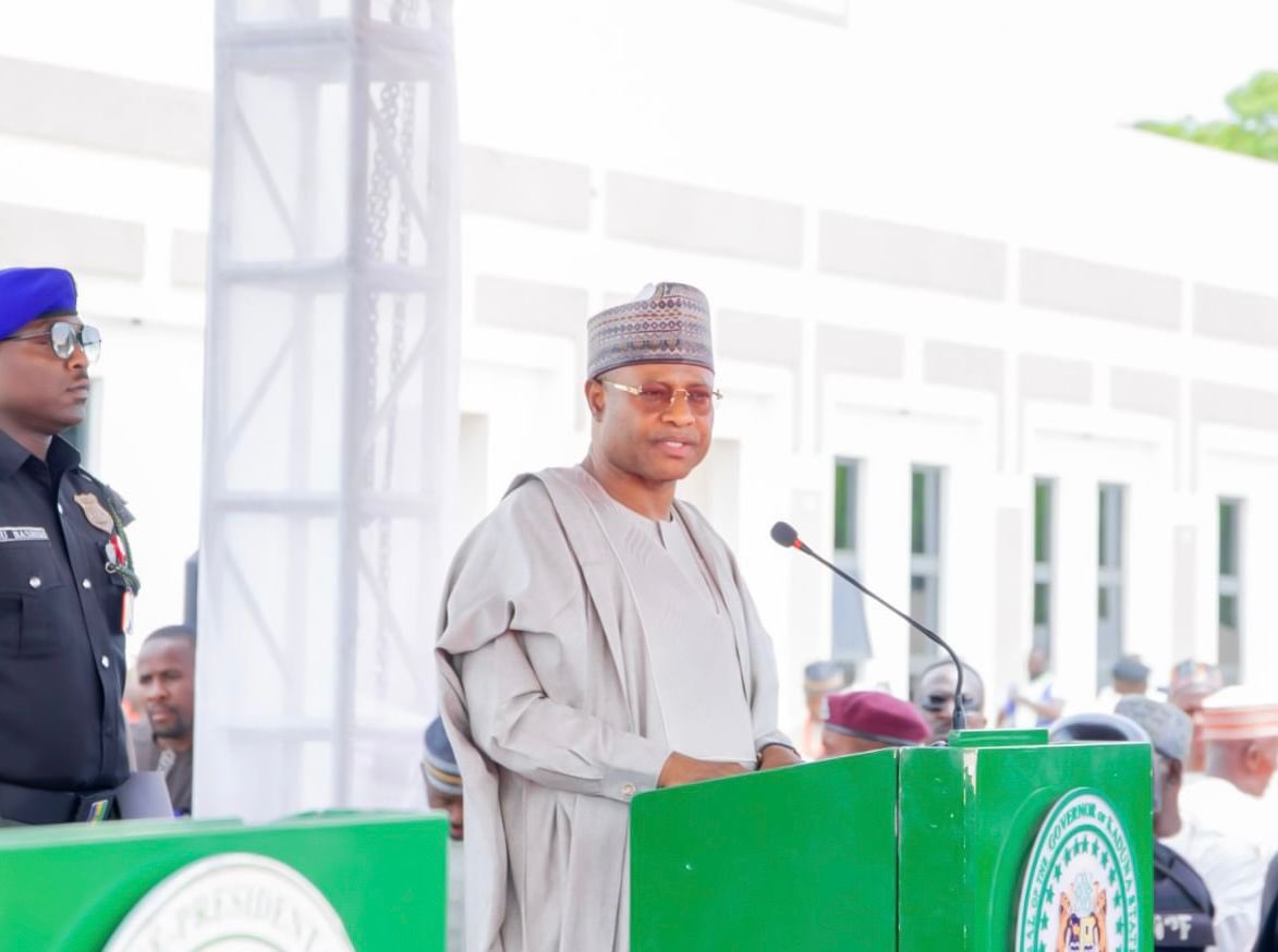 Sarki. tweet media