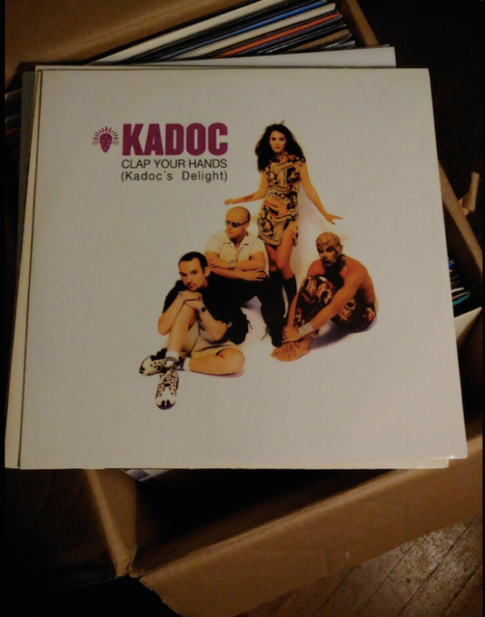 Kadoc_Official's tweet image. Kadoc - Clap Your Hands vinyl 12" 1998 

Listen to Kadoc here -&amp;gt; rb.gy/le41tv 

#Techno #techhouse #housemusic #rave #oldskool