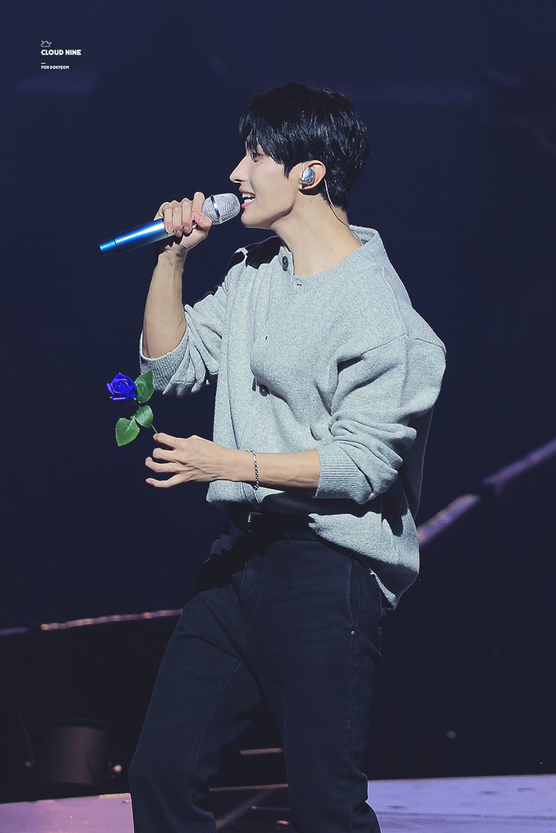 cloud nine tweet media