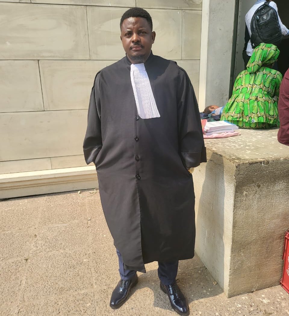 wembi_steve's tweet image. #RDC: “le vrai plaignant de notre confrère MANIX IYENDA c'est la Loi et non le Ministre de la Justice. Ceux qui veulent salir le Ministre d'état GUILLAUME NGEFA ATONDOKO @NgefaGuillaume doivent lire le code numérique et le code pénal”
@LompempeJ