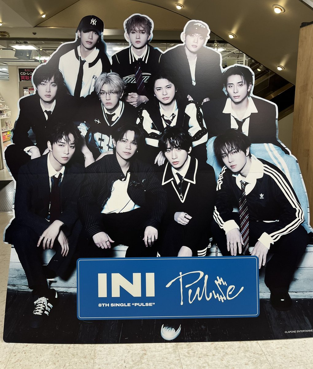 𝓝 🕊𓈒𓏸︎︎︎︎ tweet media