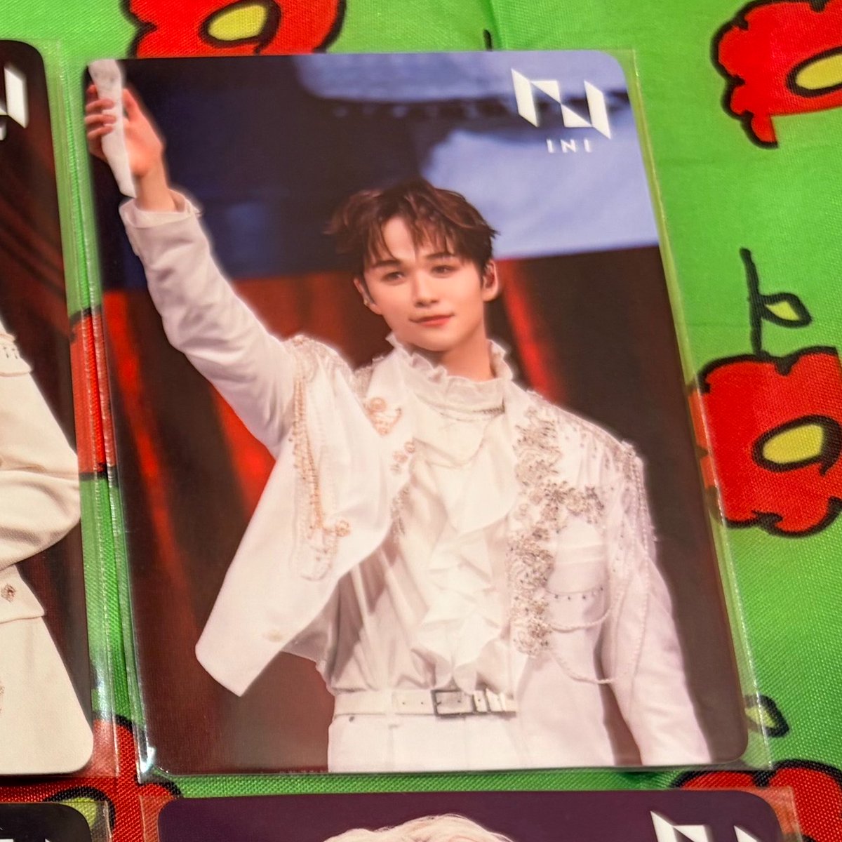 はなまる tweet media