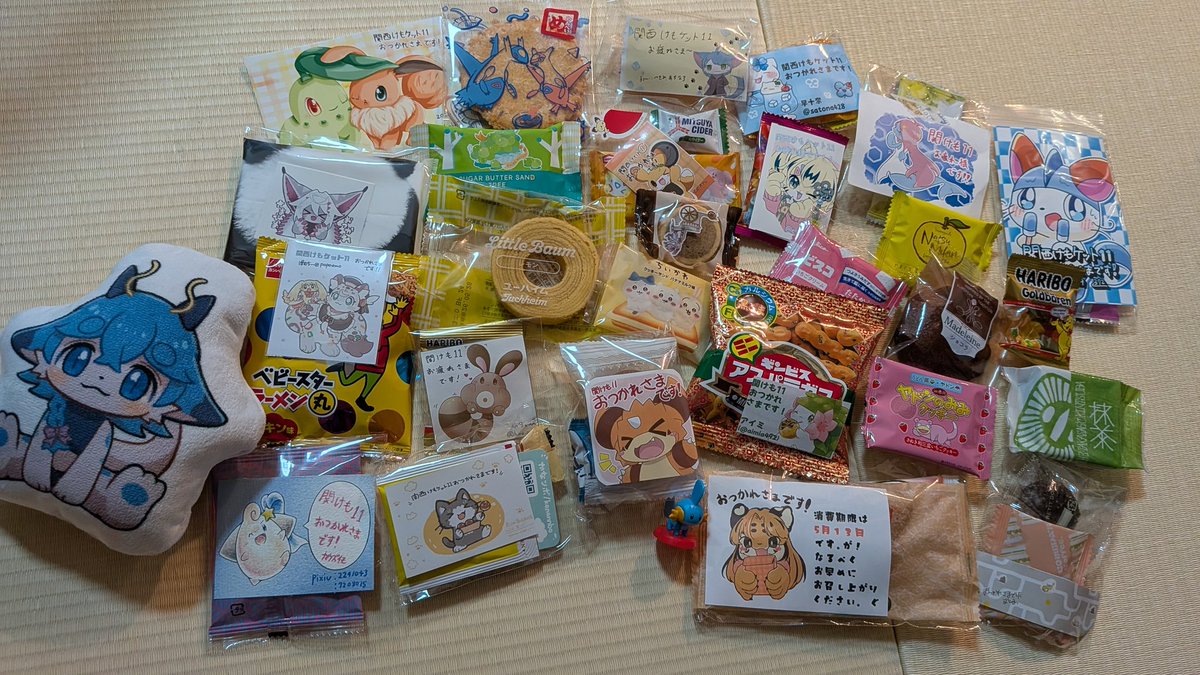 関けもお疲れ様でした！！！
めっっっちゃ楽しかった！
差入れいっぱいありがとう🥰✨
ようやく荷物を受け取ったので戦利品も楽しみますわ！！！
レポVlogは時間かかっちゃいそう！
#関西けもケット１１