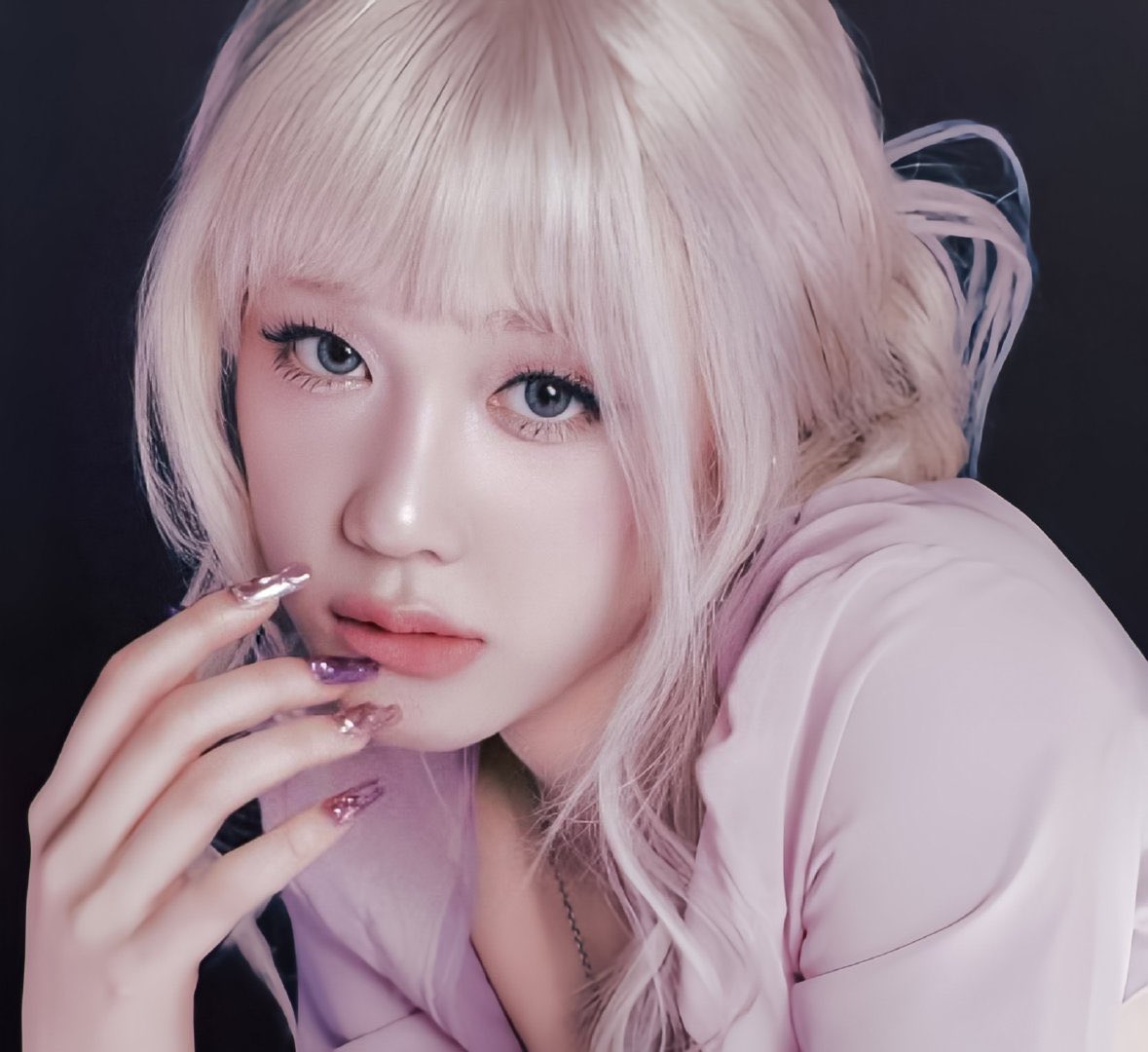 [📈] 220426 

According to the latest update, #PHARITA is currently one of only 4 members (Ahyeon, Asa, Ruka &amp; Pharita) whose total album sales, via the collaboration link between Jingdong and the main Chinese fanbase, have exceeded 1000+ copies.

At the same time, Jingdong has