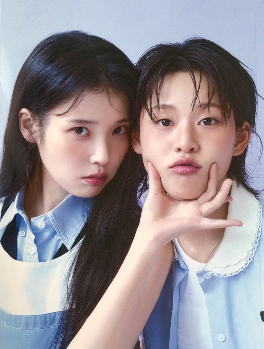 dlWldrma_iu's tweet photo. 제일 잡아보고싶은 볼을 가졌으면서
남의 볼만 잡고다니는 여자 https://t.co/sJkaTHp8F7