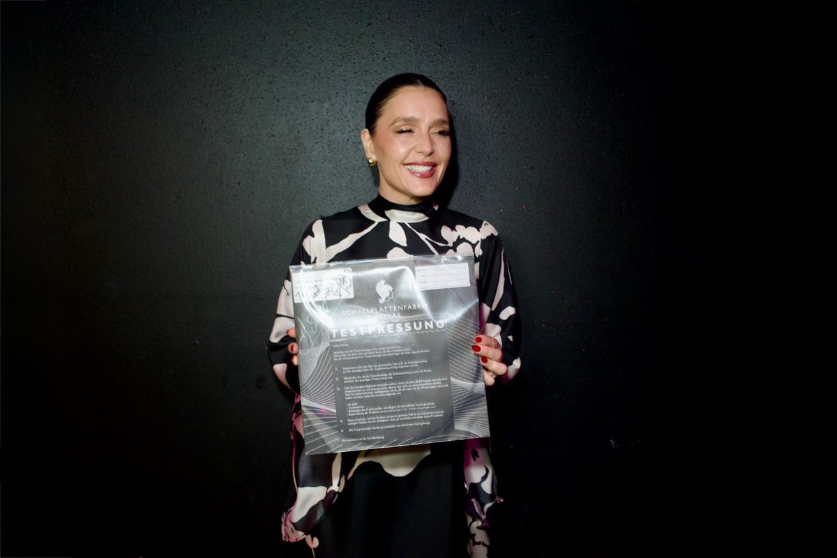 Jessie Ware tweet media